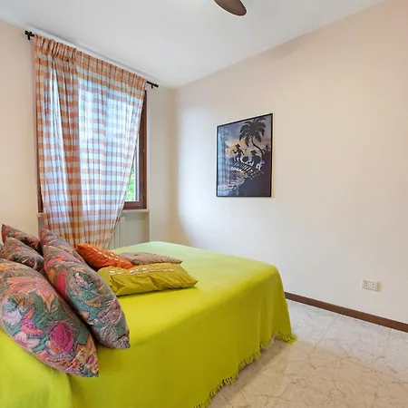 Apartament Vista 2 *